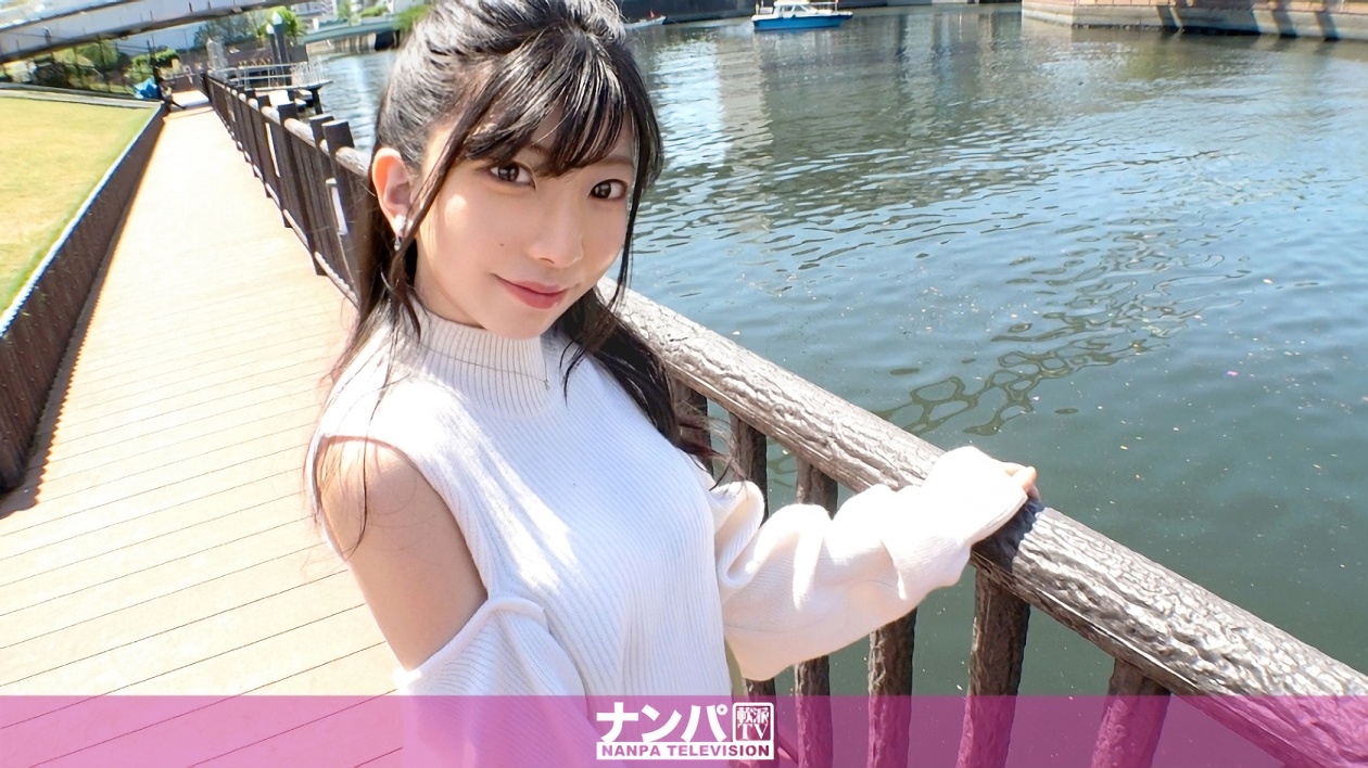 モデルのようなスレンダースタイル＆美脚のネイリストお姉さんです♪